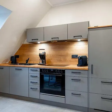 بيت للعطل With 2 Bedrooms *